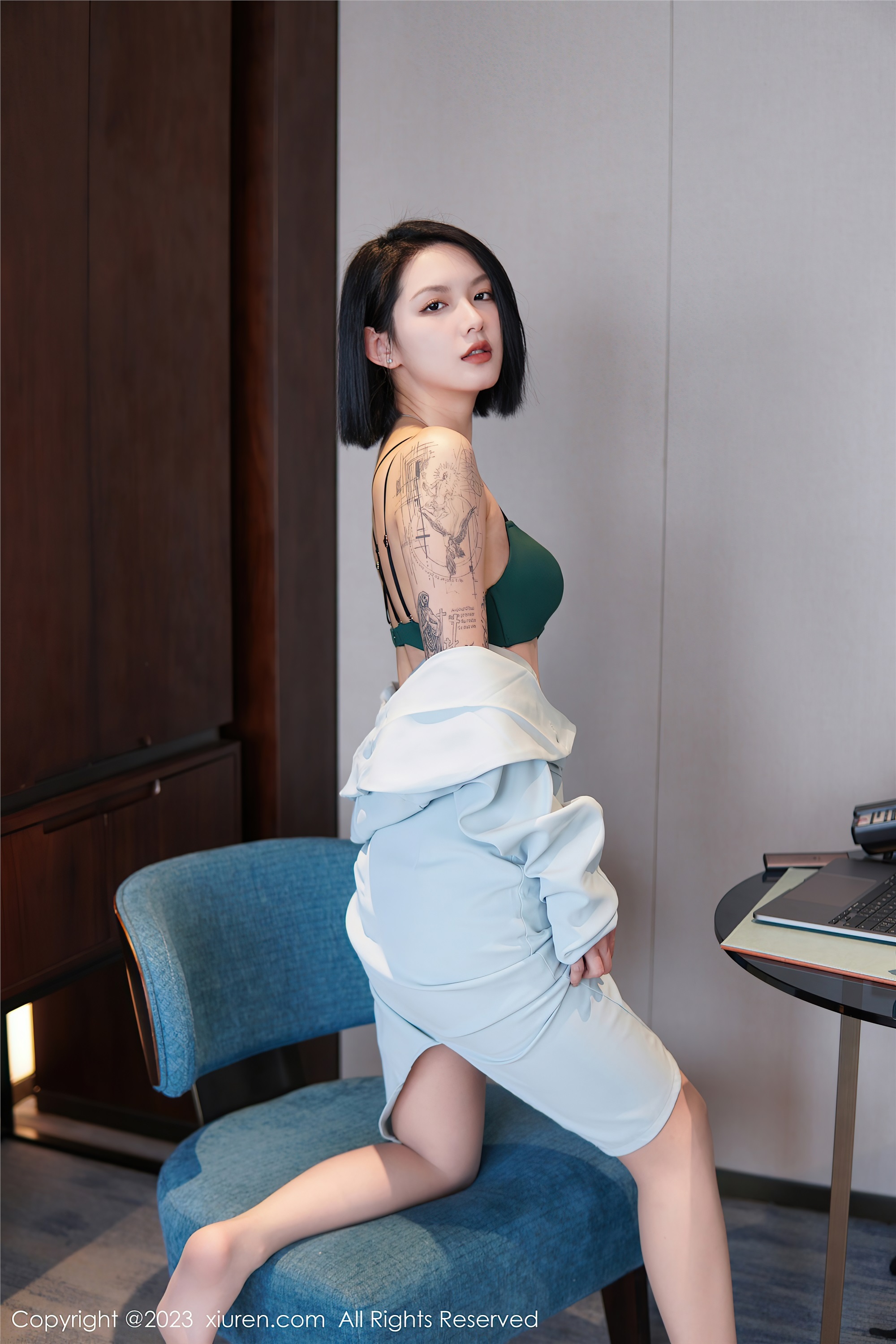 XiuRen秀人网  2023.06.09 NO.6885 乔一一